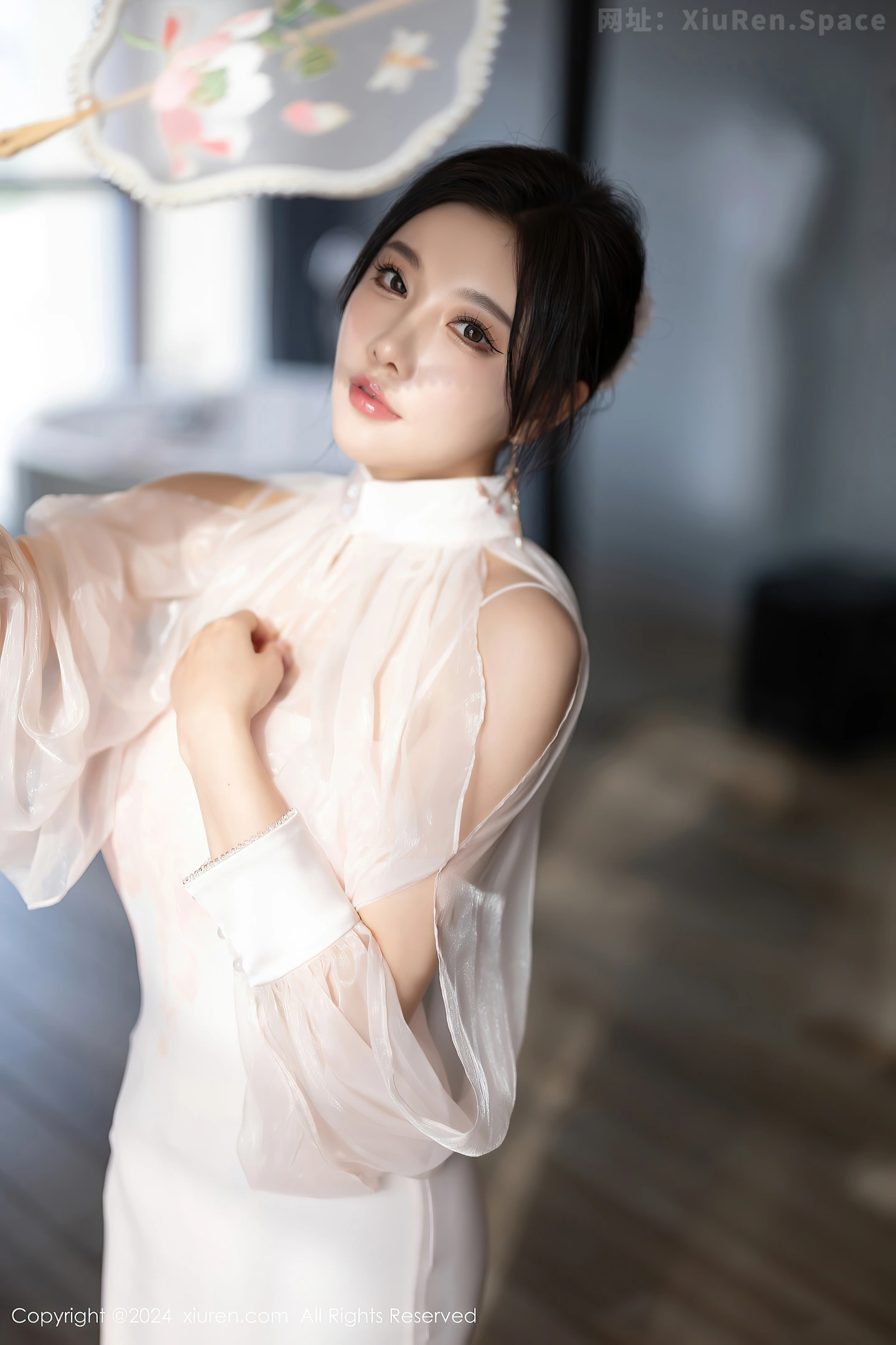 图片[4]-[XiuRen秀人网]VOL.8294 女神杨晨晨Yome浅粉色情趣内衣配浅粉丝袜秀完美身材诱惑写真80P-秀人网官方网站